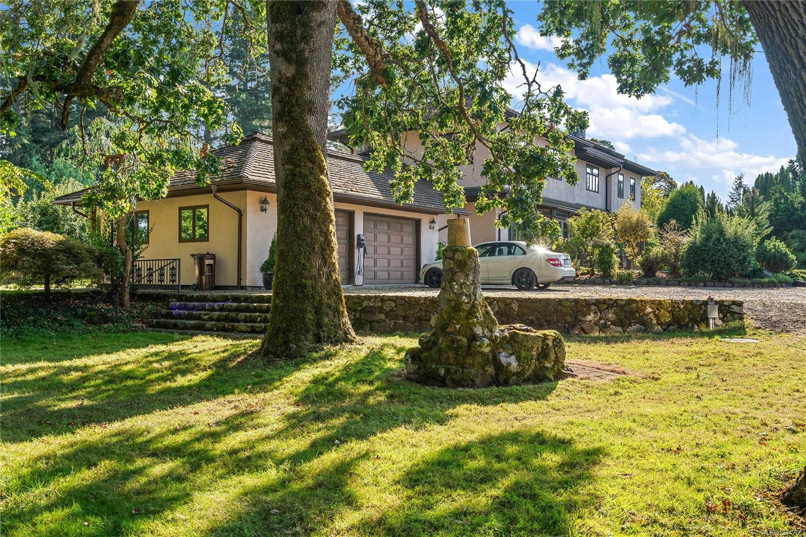 845 Downey Rd, North Saanich, BC