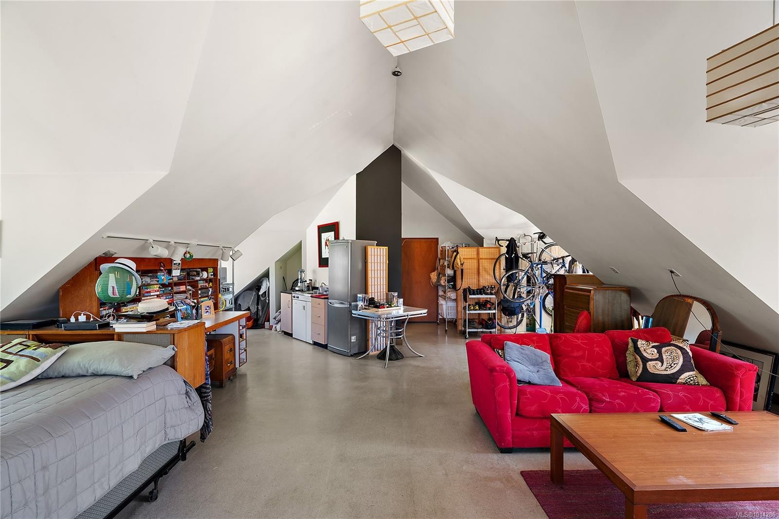 845 Downey Rd, North Saanich, BC