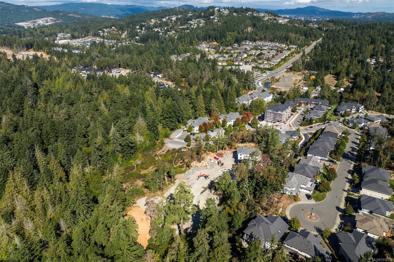 1-571 Bezanton Way, Colwood, BC