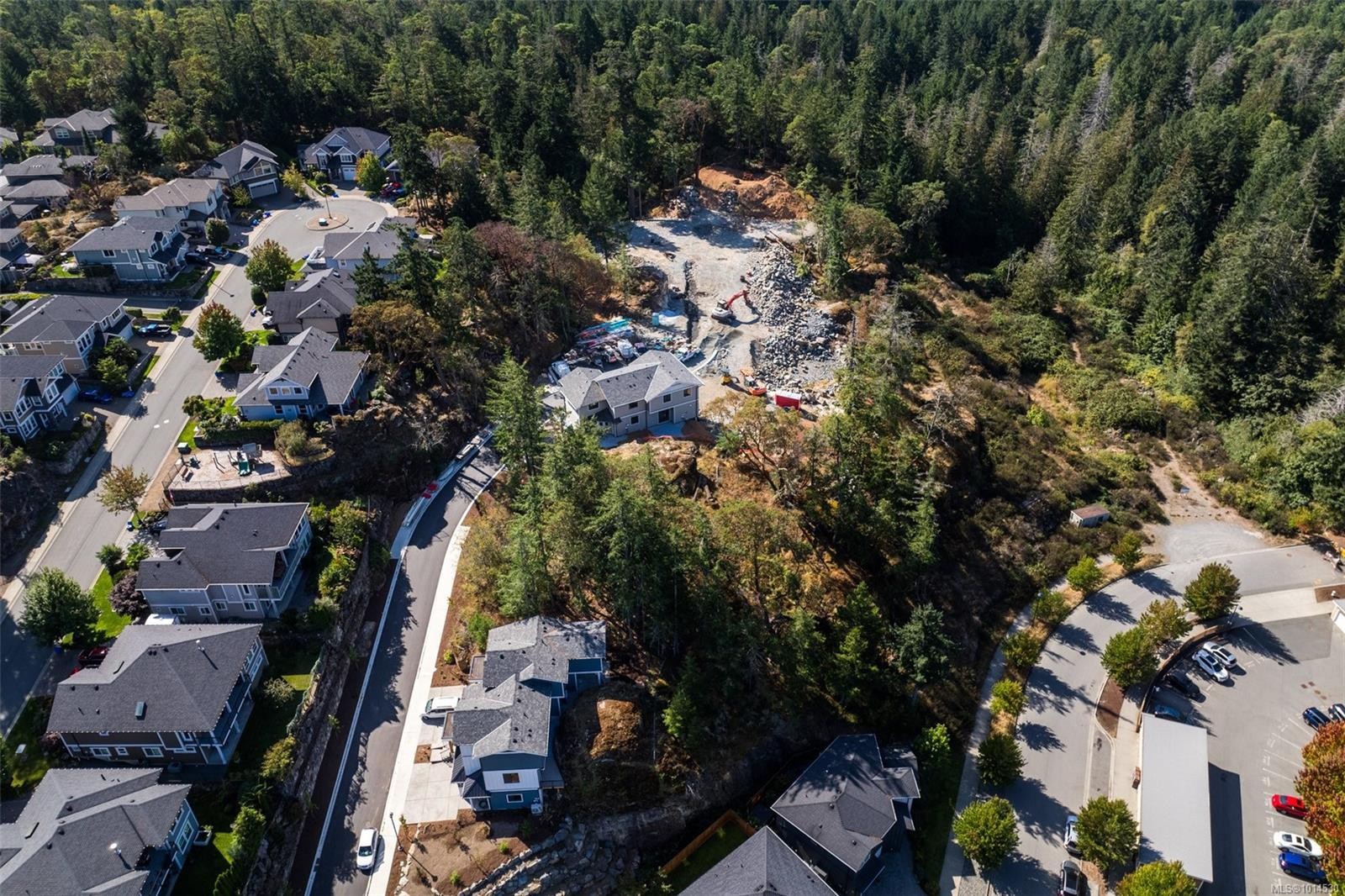 1-571 Bezanton Way, Colwood, BC