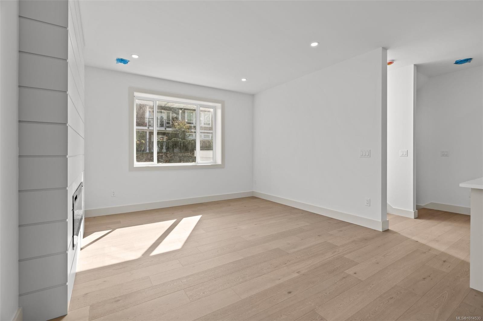 1-571 Bezanton Way, Colwood, BC