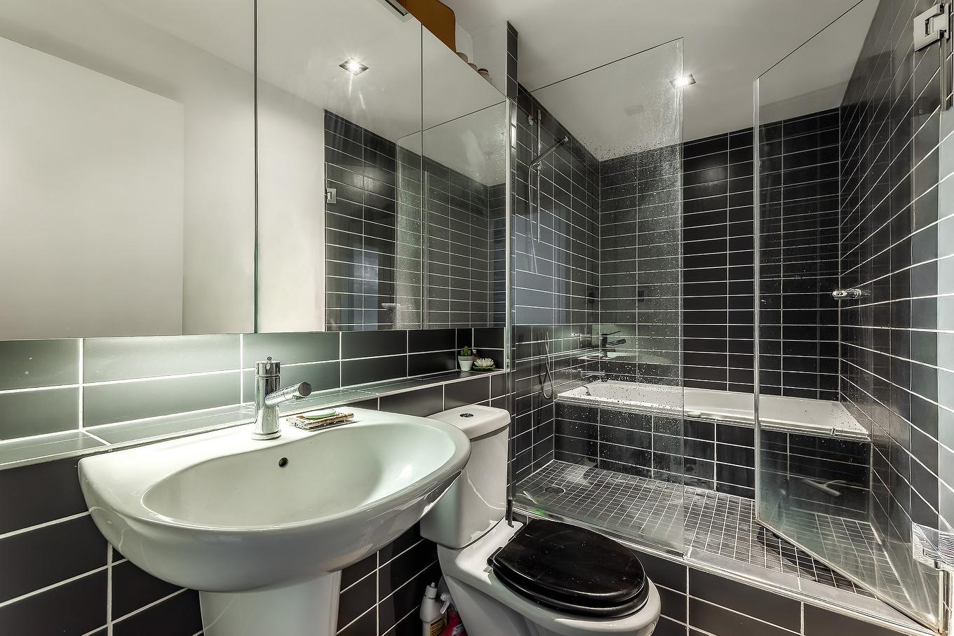 Salle d'eau - 349-3700 Rue St-Antoine O., Montréal (Le Sud-Ouest), QC - Indoor Photo Showing Bathroom