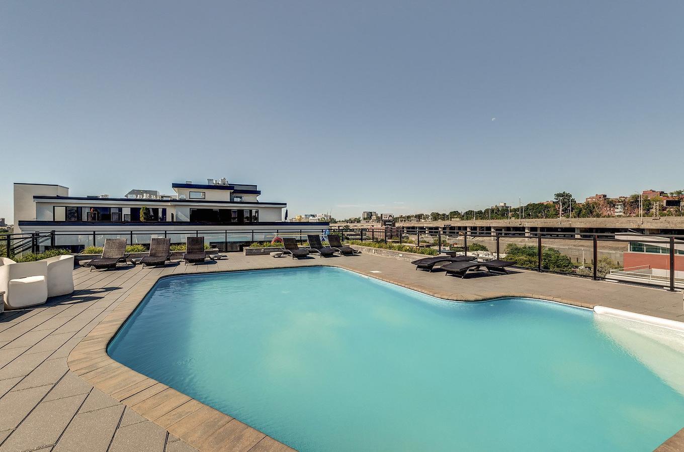 Piscine - 349-3700 Rue St-Antoine O., Montréal (Le Sud-Ouest), QC - Outdoor With In Ground Pool