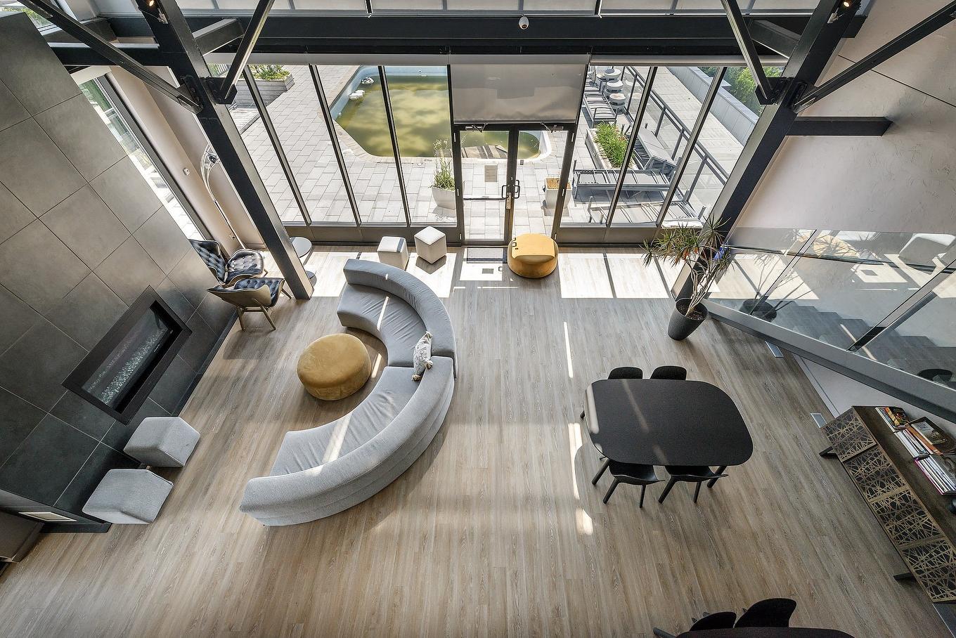 Salle communautaire - 349-3700 Rue St-Antoine O., Montréal (Le Sud-Ouest), QC - Indoor