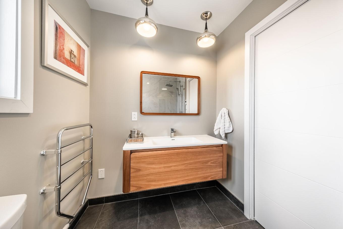 Salle de bains - 473 Rue Lusignan, Montréal (Le Sud-Ouest), QC - Indoor Photo Showing Bathroom