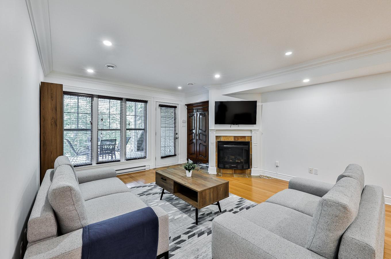 Living room - 298 Ch. De La Pinède, Piedmont, QC - Indoor Photo Showing Living Room With Fireplace