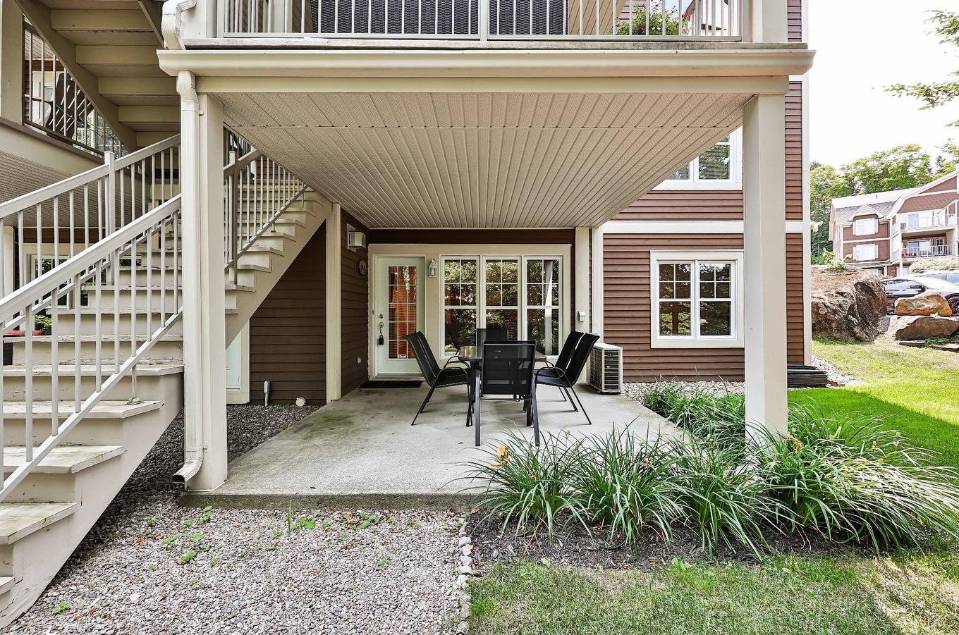 Patio - 298 Ch. De La Pinède, Piedmont, QC - Outdoor