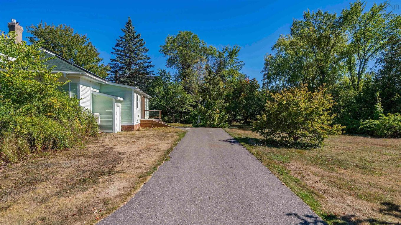 366 Main Street, Middleton, NS