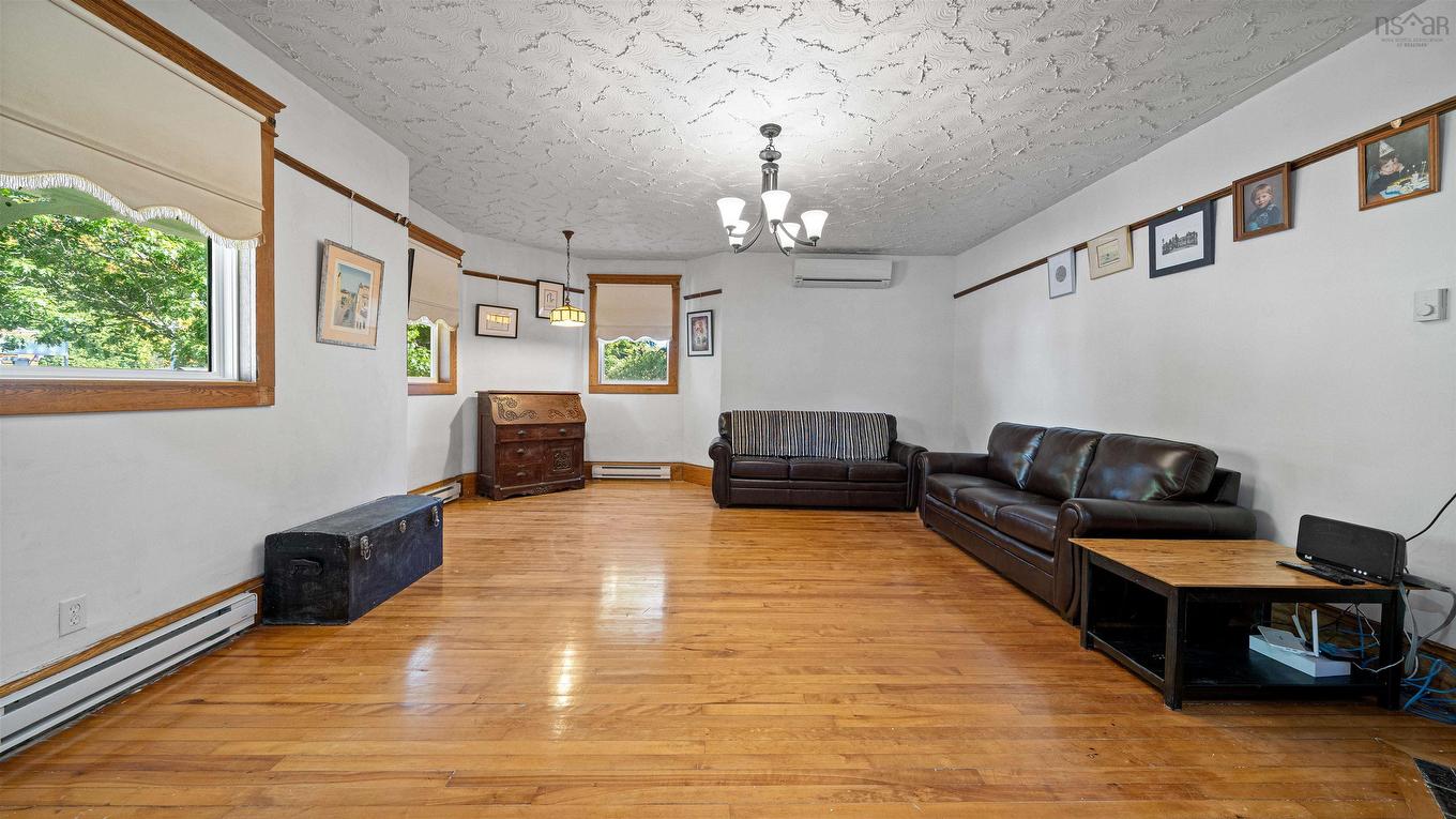 366 Main Street, Middleton, NS