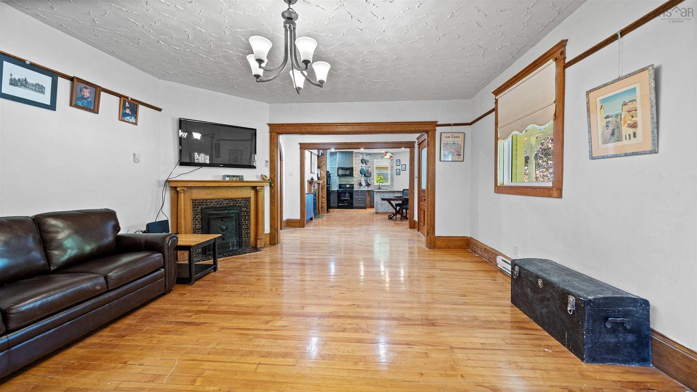 366 Main Street, Middleton, NS