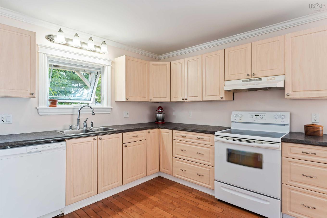 106 Queen Street, Digby, NS