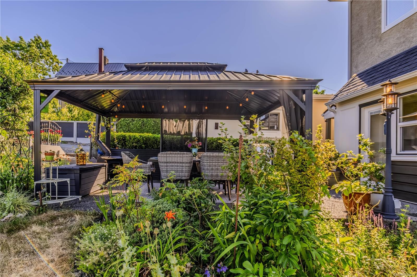 377 Milton St, Nanaimo, BC