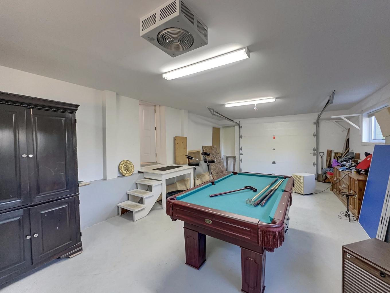 Garage - 512 6E Rue N., Chertsey, QC - Indoor Photo Showing Other Room