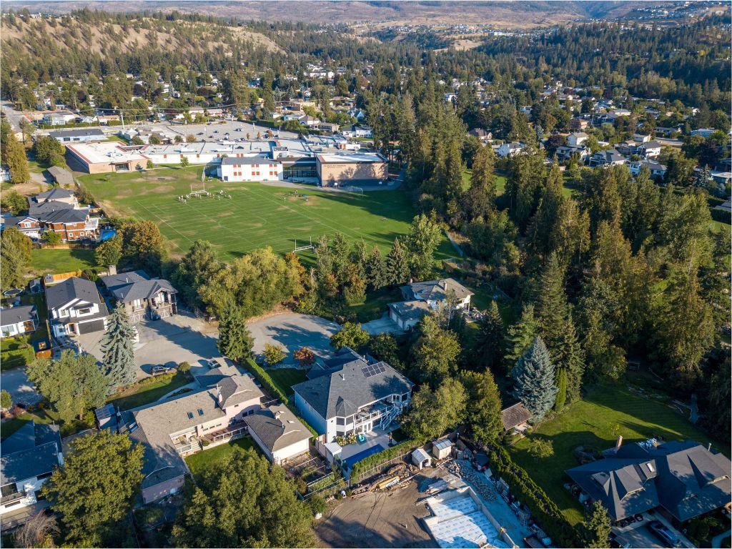 4495 Nottingham Road, Kelowna, BC - Outdoor With View