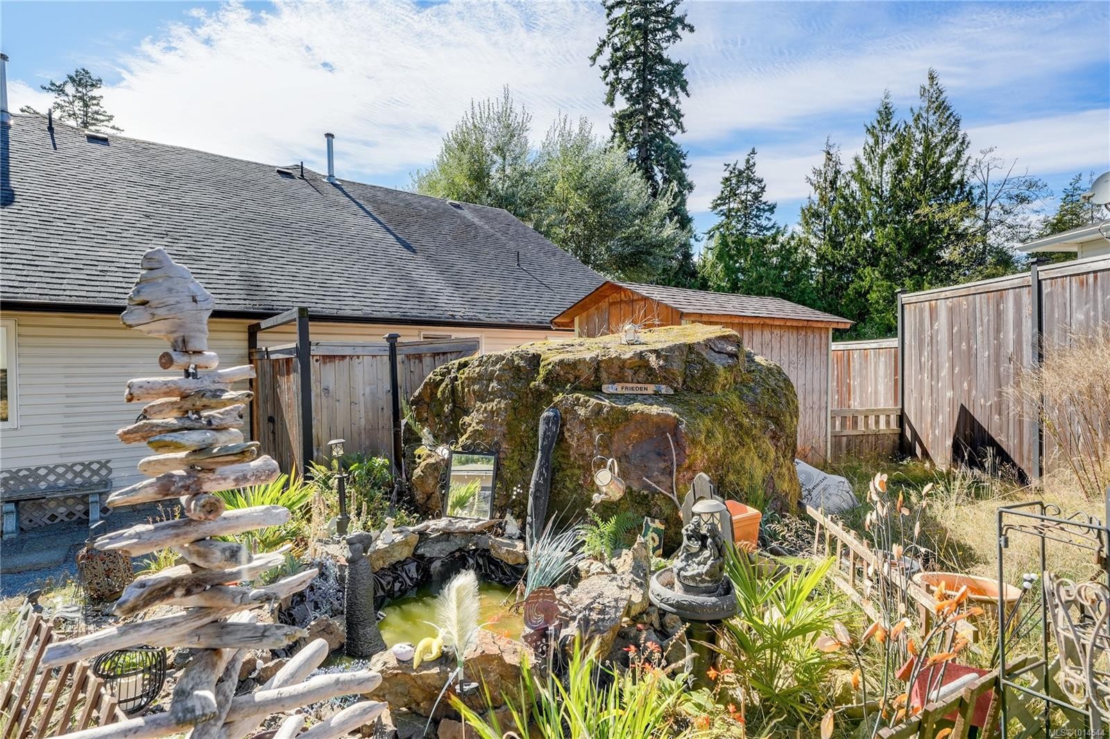 6978 Larkspur Rd, Sooke, BC - Outdoor