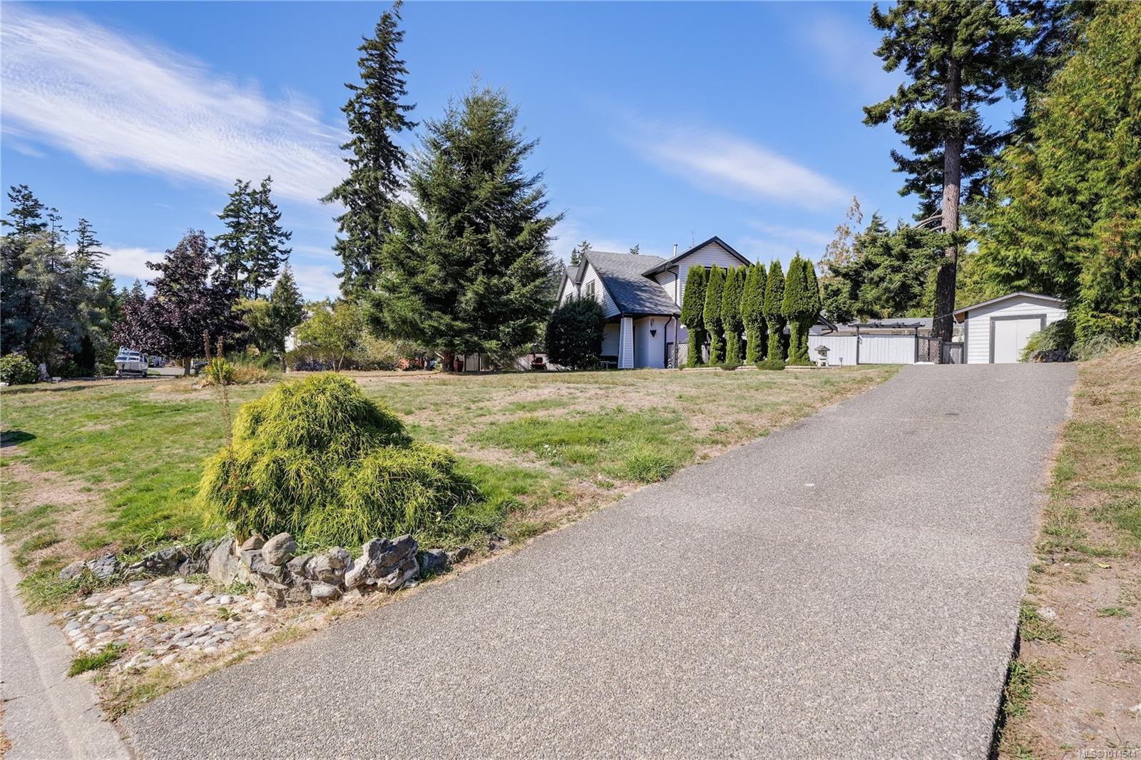 6978 Larkspur Rd, Sooke, BC - Outdoor
