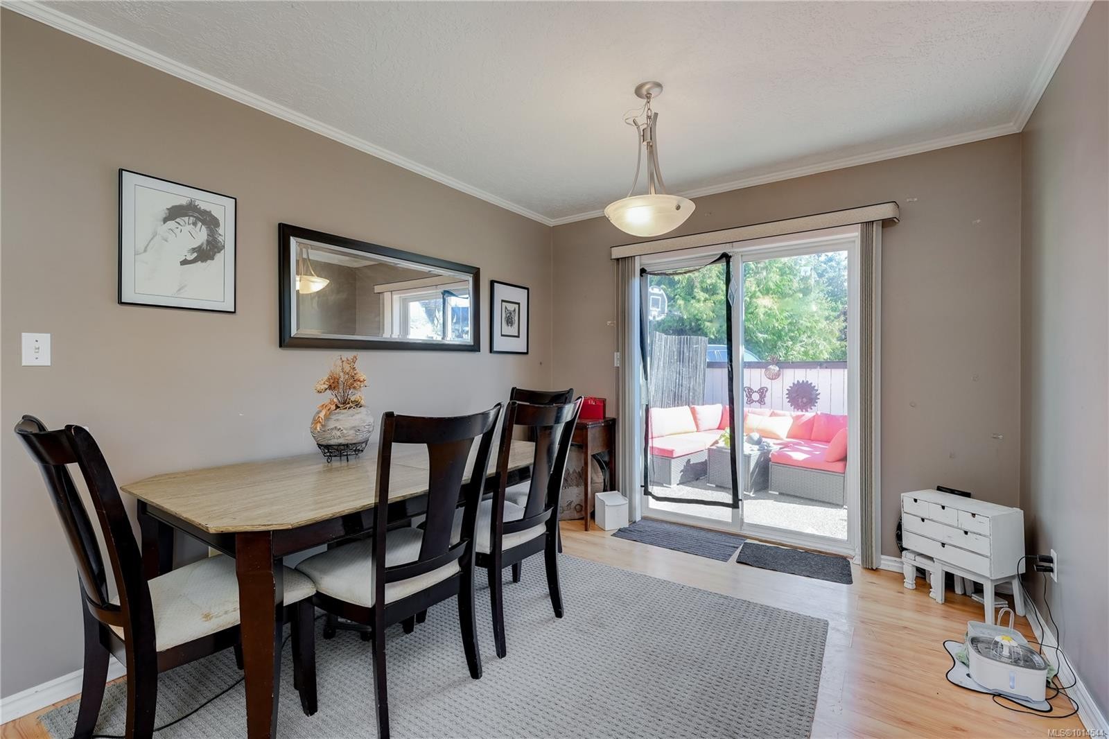 6978 Larkspur Rd, Sooke, BC - Indoor Photo Showing Dining Room