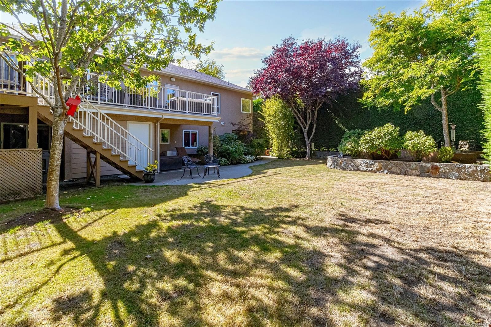 1204 Knockan Pl, Saanich, BC