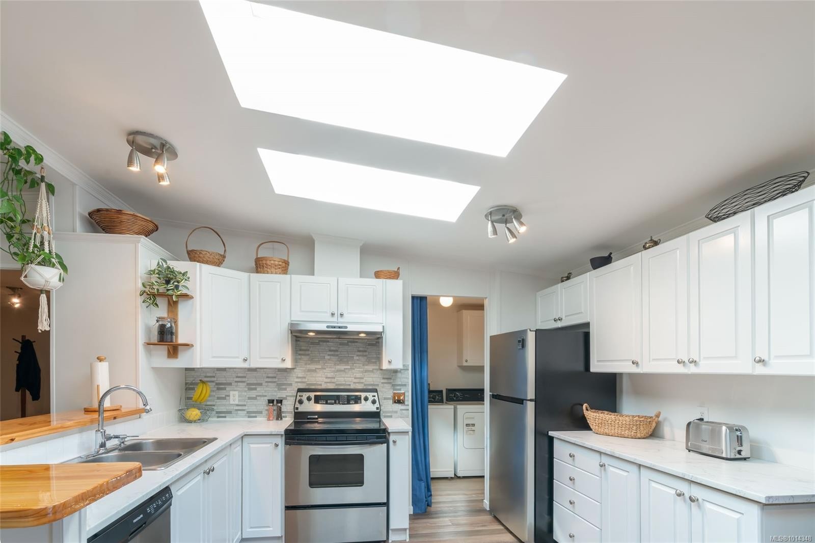 76-971 Douglas Ave, Nanaimo, BC