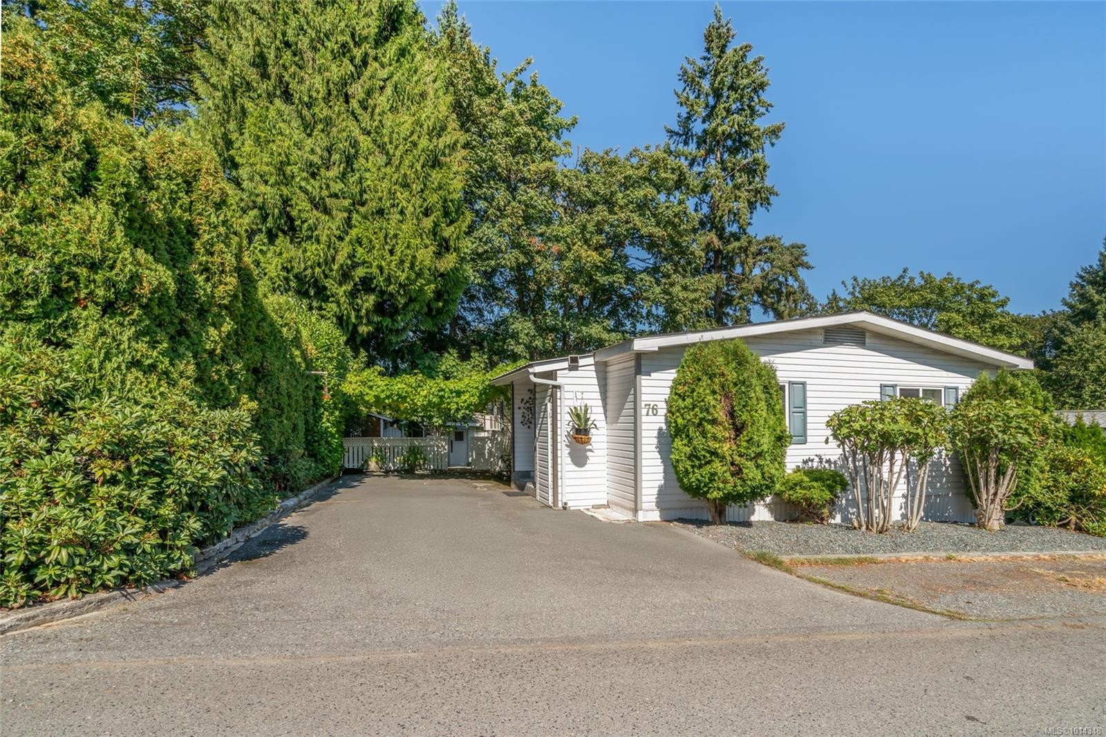 76-971 Douglas Ave, Nanaimo, BC