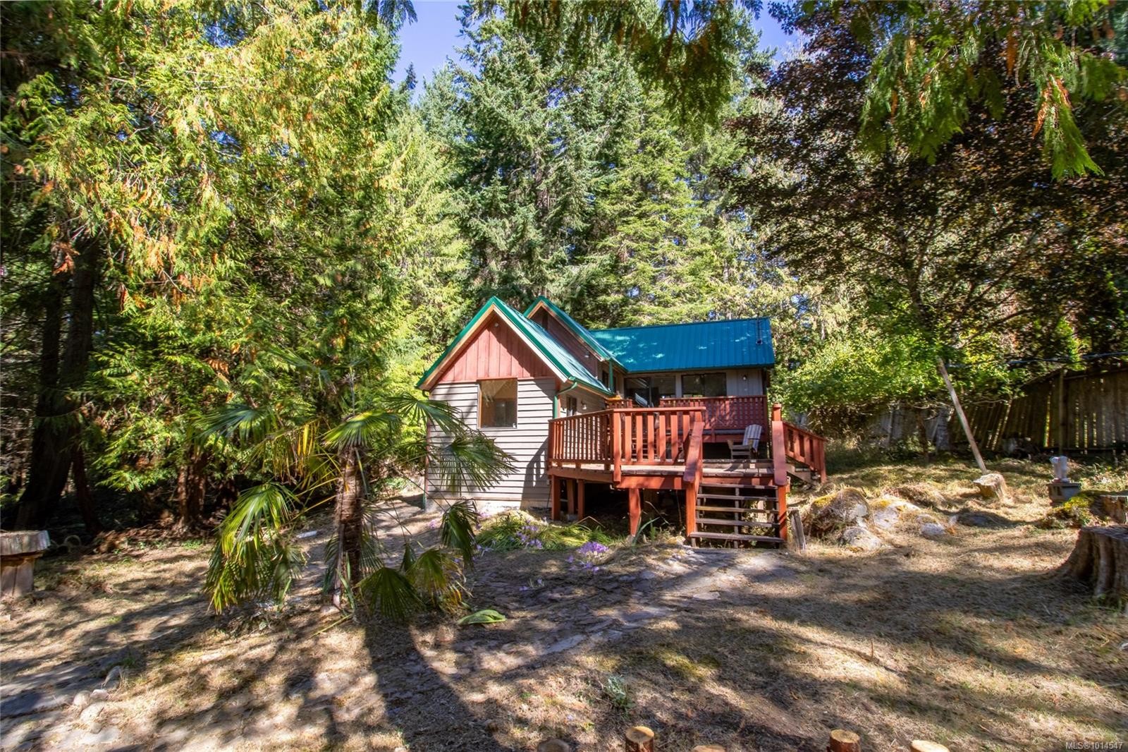 3830 Cutlass Crt, Pender Island, BC