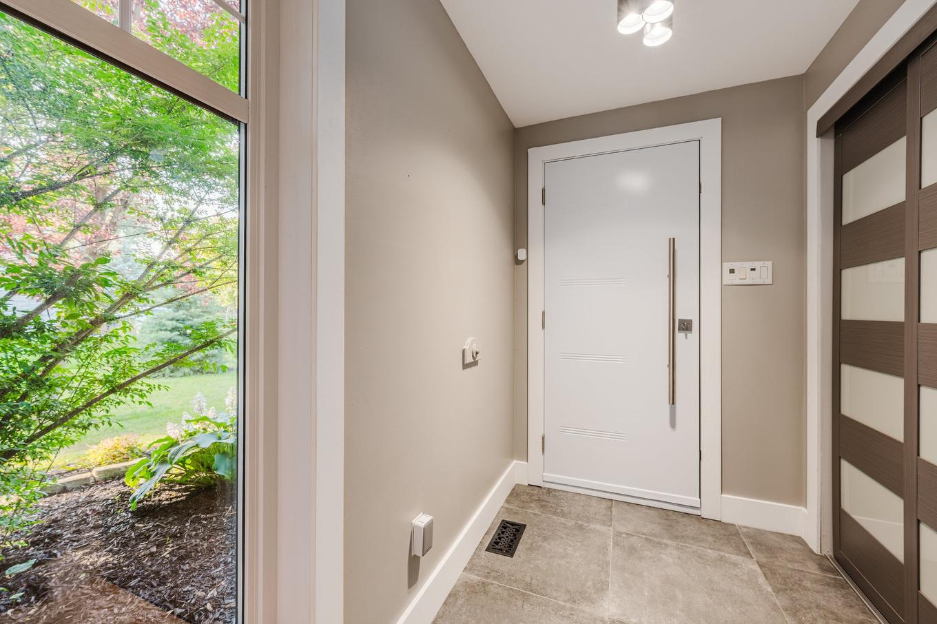 Hall - 14 Rue De L'Anse, Saint-Jean-Sur-Richelieu, QC - Indoor Photo Showing Other Room