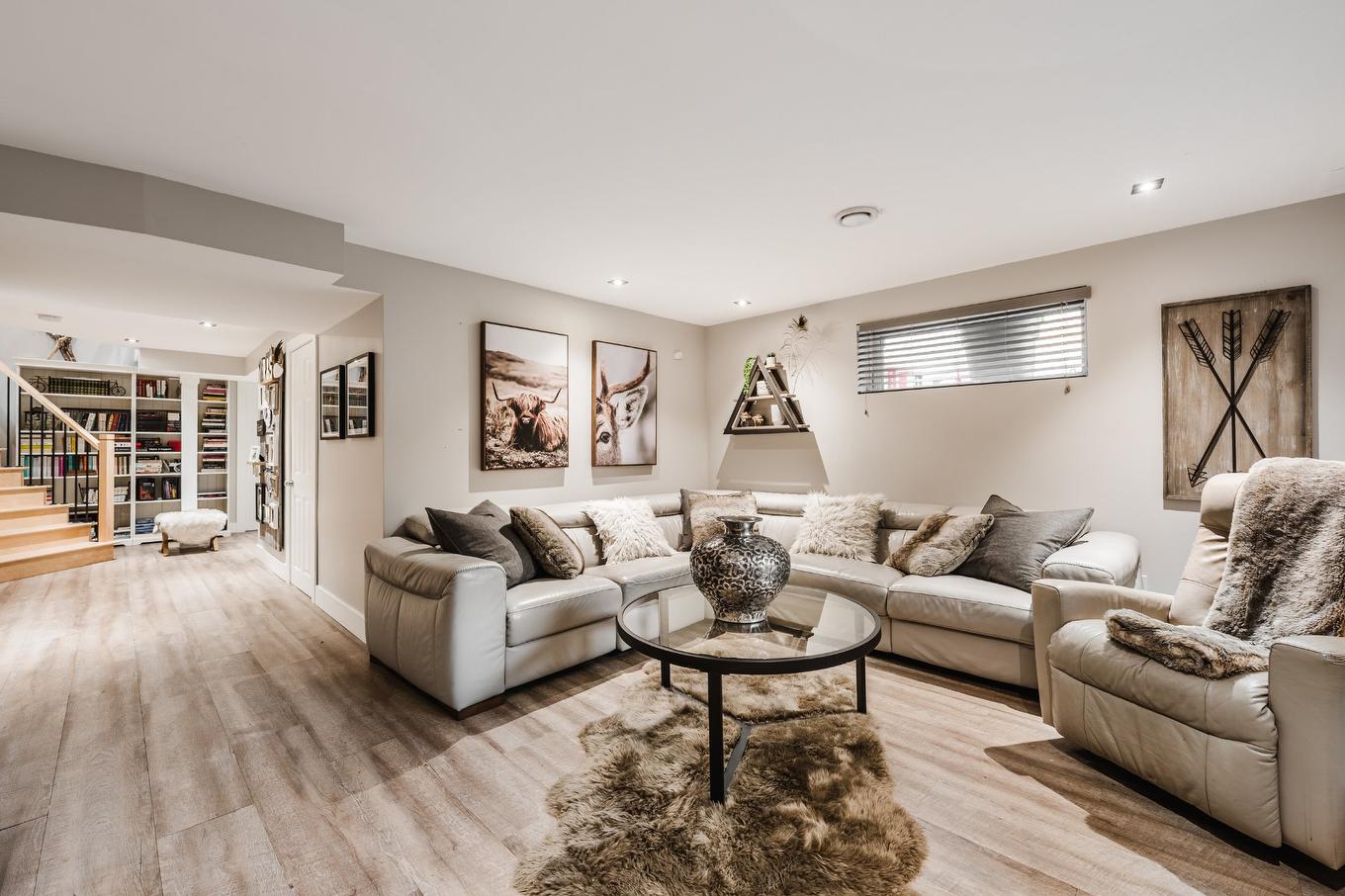 Living room - 14 Rue De L'Anse, Saint-Jean-Sur-Richelieu, QC - Indoor Photo Showing Living Room