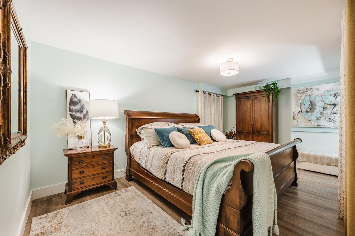 Bedroom - 14 Rue De L'Anse, Saint-Jean-Sur-Richelieu, QC - Indoor Photo Showing Bedroom