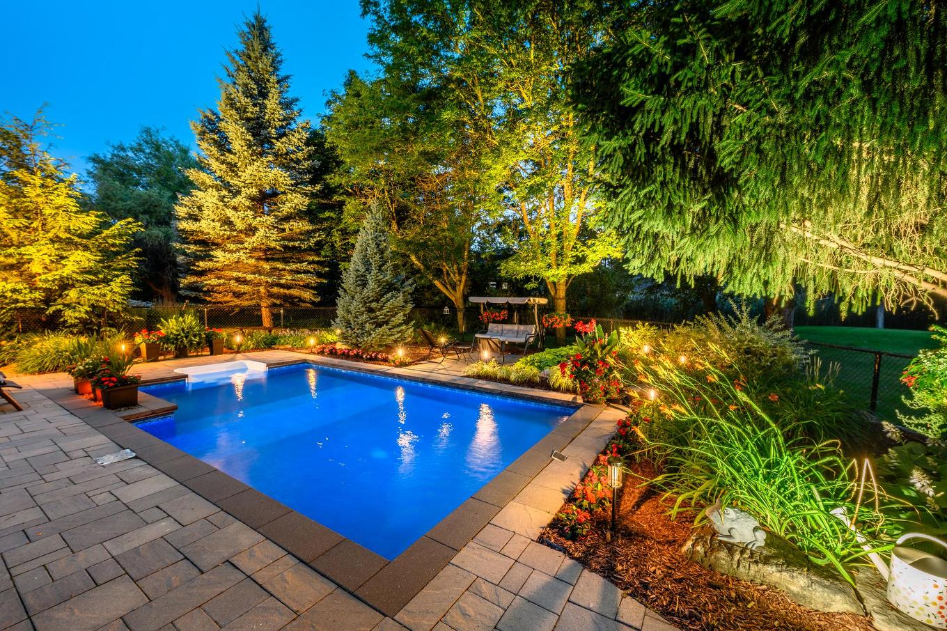 Pool - 14 Rue De L'Anse, Saint-Jean-Sur-Richelieu, QC - Outdoor With In Ground Pool With Backyard