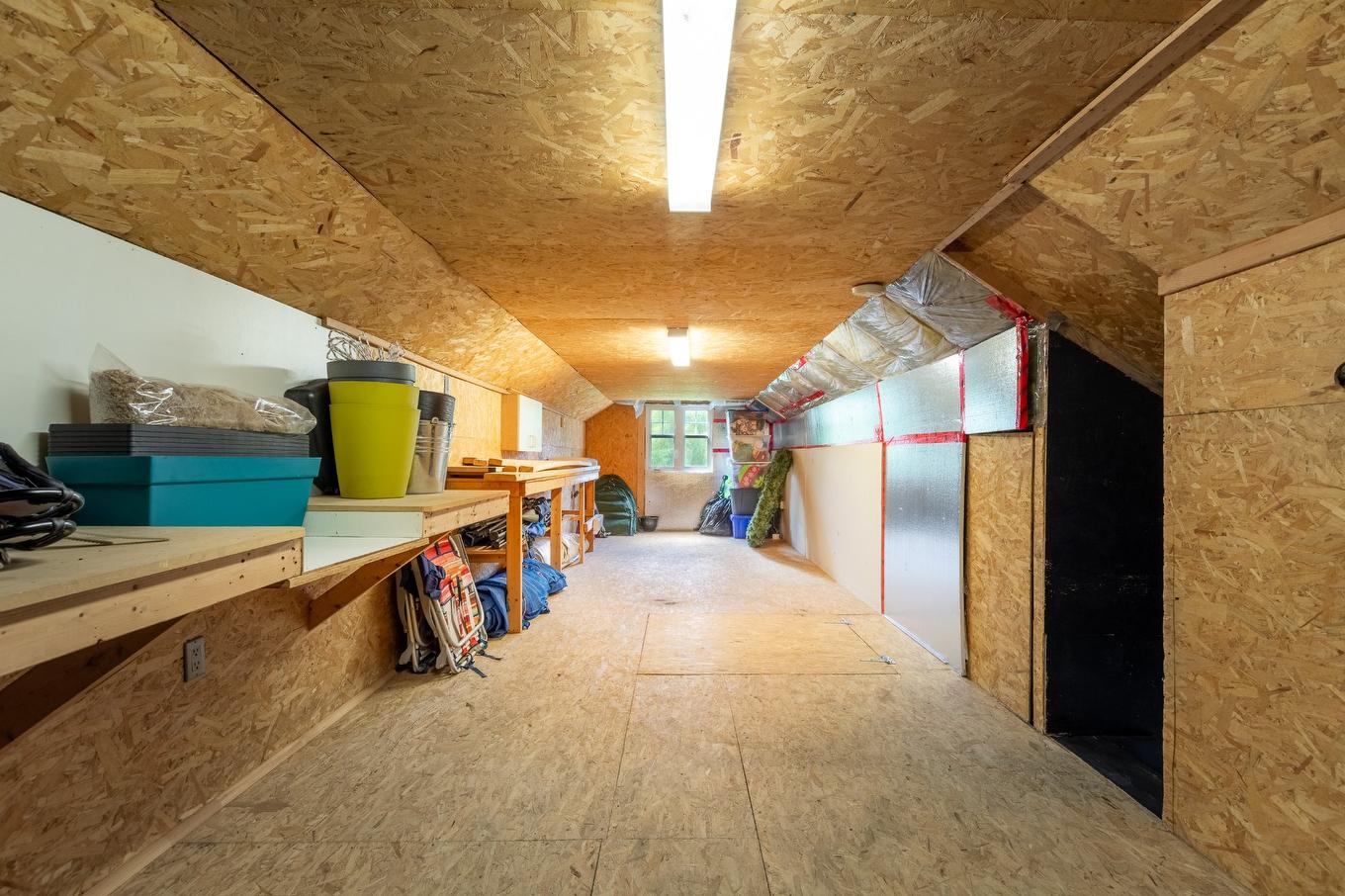 Mezzanine - 14 Rue De L'Anse, Saint-Jean-Sur-Richelieu, QC - Indoor Photo Showing Other Room