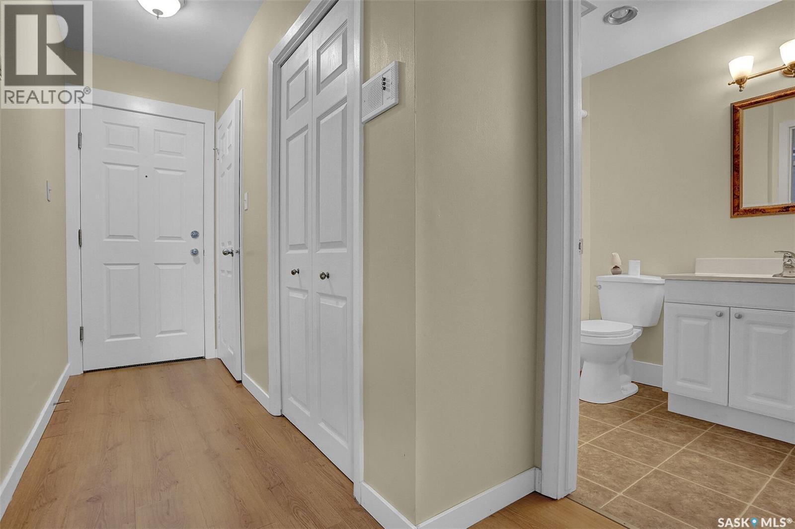 13 2358 Rae Street, Regina, SK - Indoor Photo Showing Bathroom