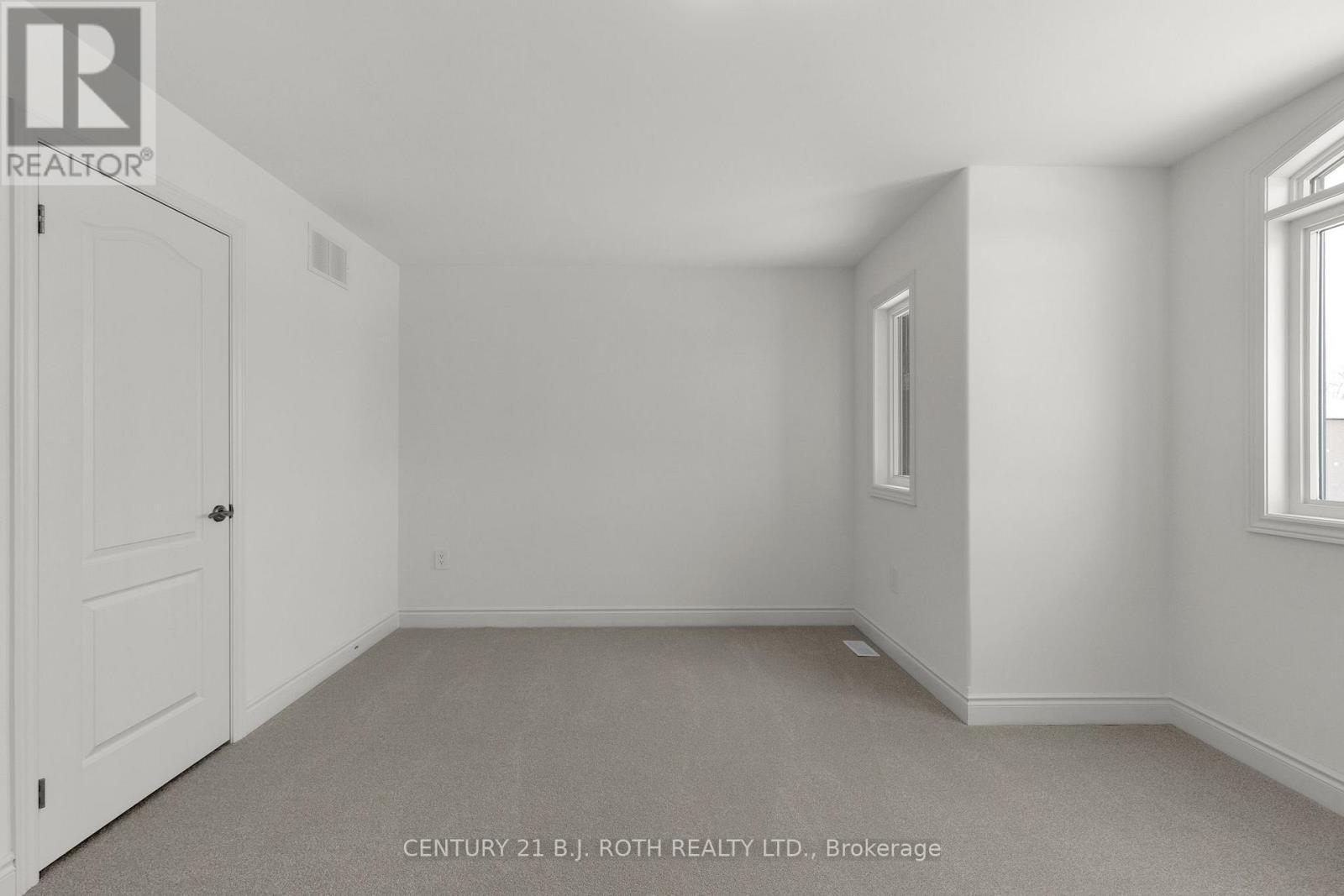 2974 Monarch Drive, Orillia, ON - Indoor Photo Showing Other Room