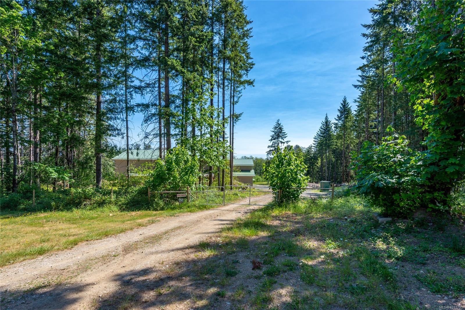 8598 Island Hwy North, Black Creek, BC