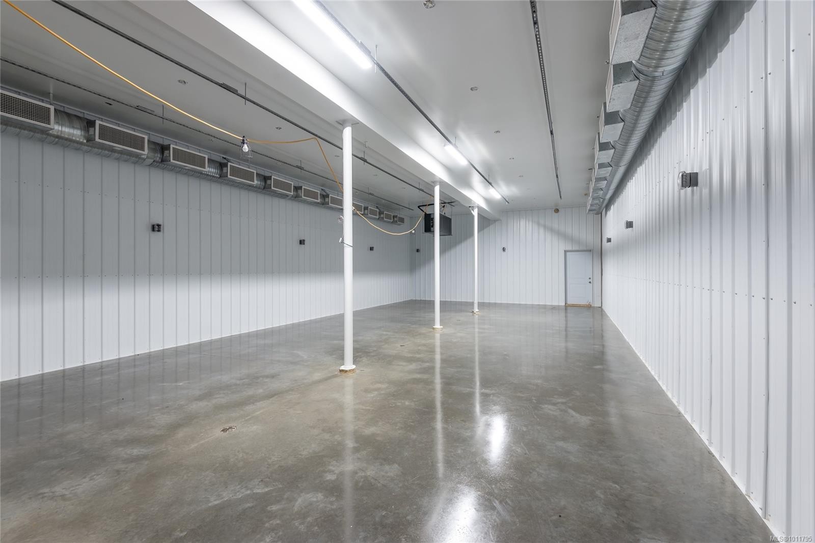 8598 Island Hwy North, Black Creek, BC