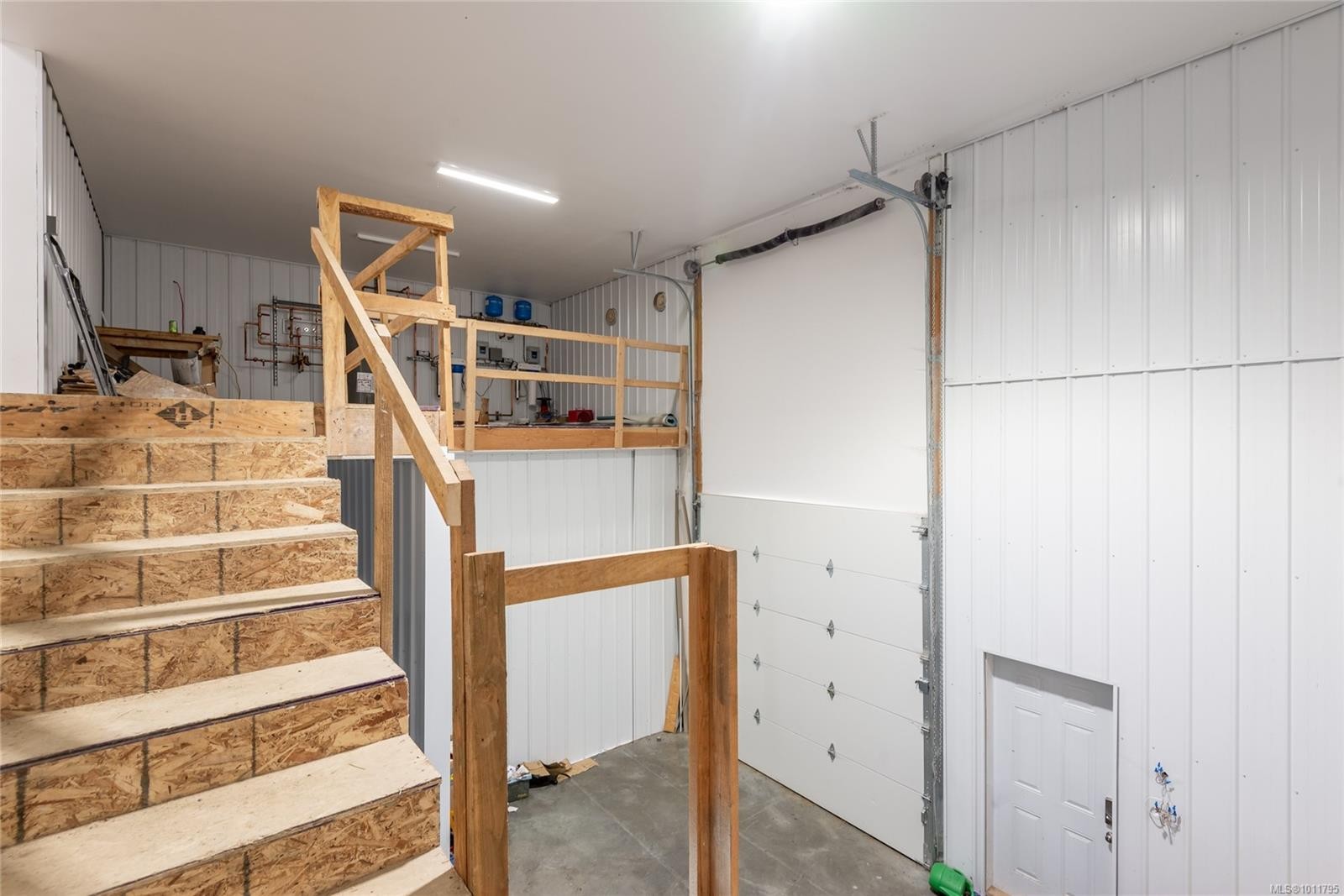 8598 Island Hwy North, Black Creek, BC