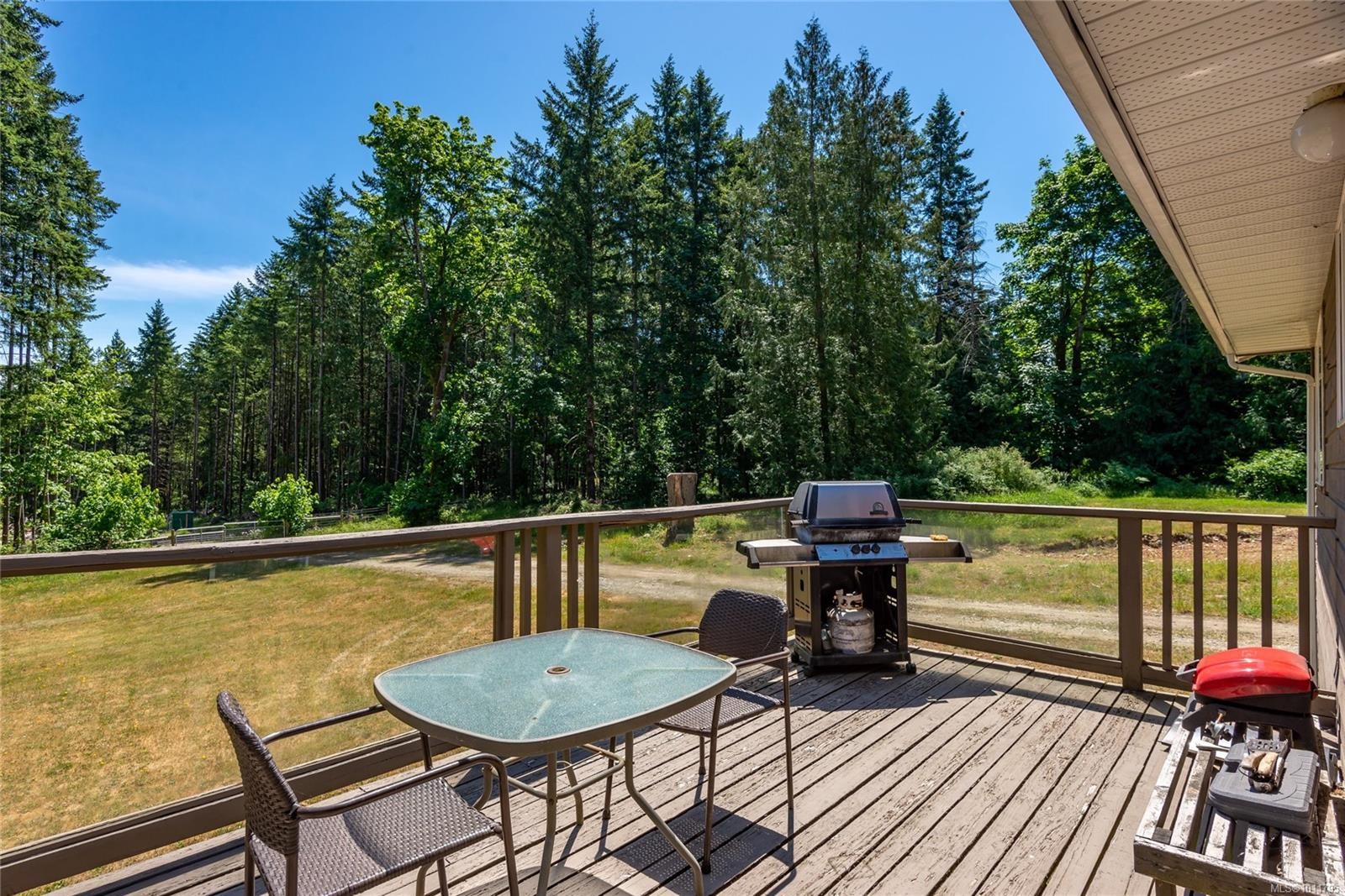 8598 Island Hwy North, Black Creek, BC