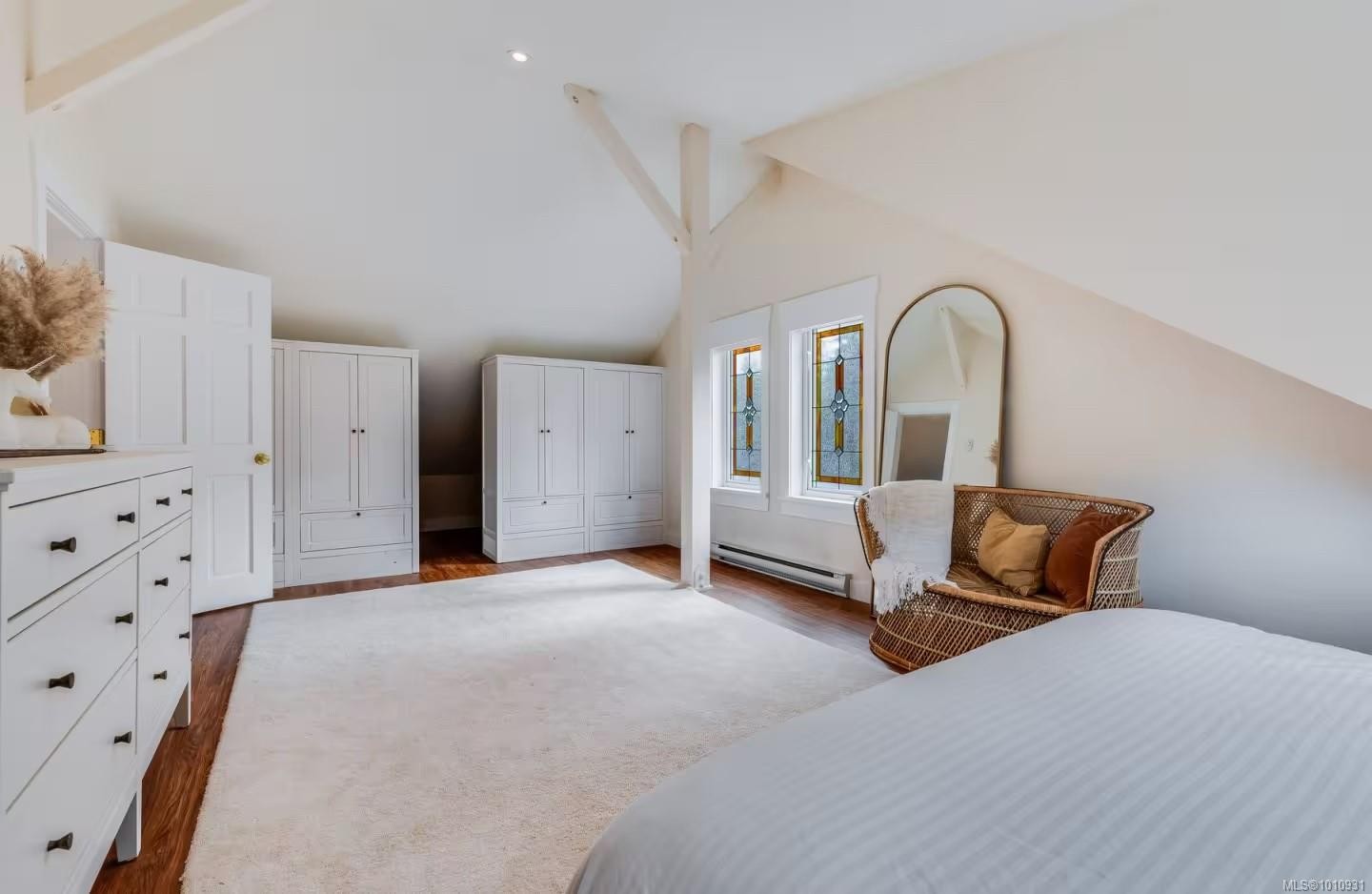 1502 Fulford-Ganges Rd, Salt Spring, BC