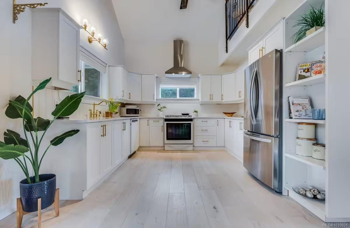 1502 Fulford-Ganges Rd, Salt Spring, BC