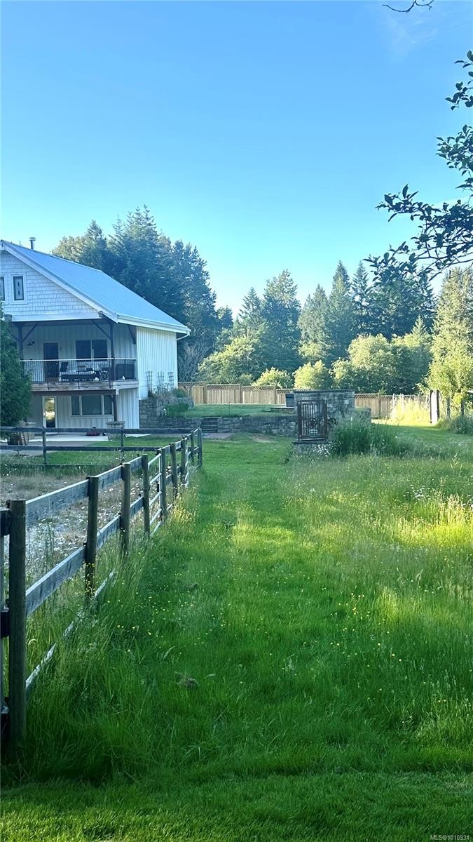 1502 Fulford-Ganges Rd, Salt Spring, BC