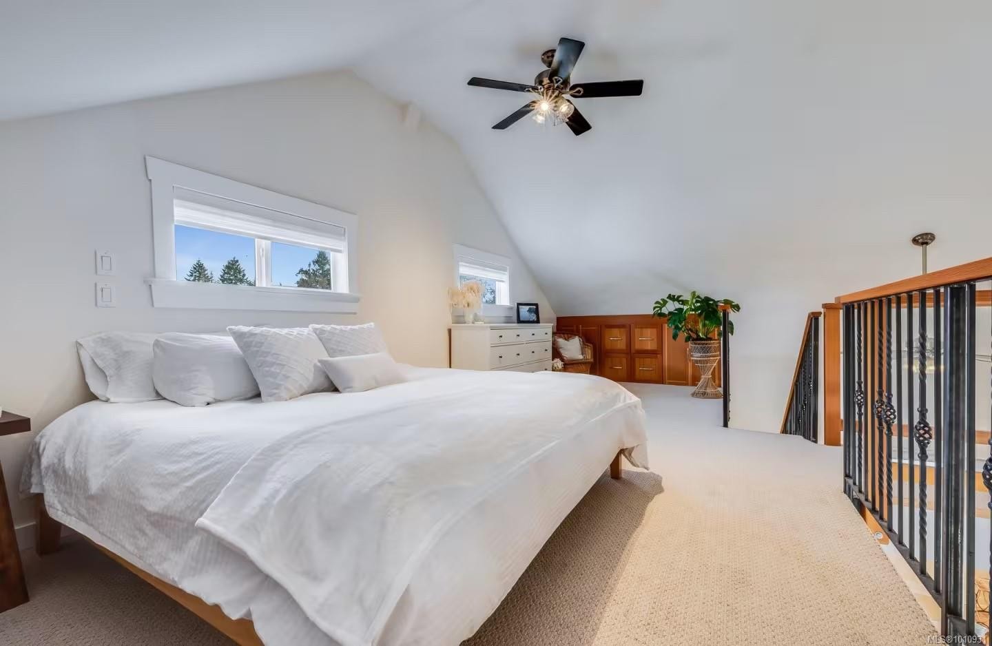 1502 Fulford-Ganges Rd, Salt Spring, BC