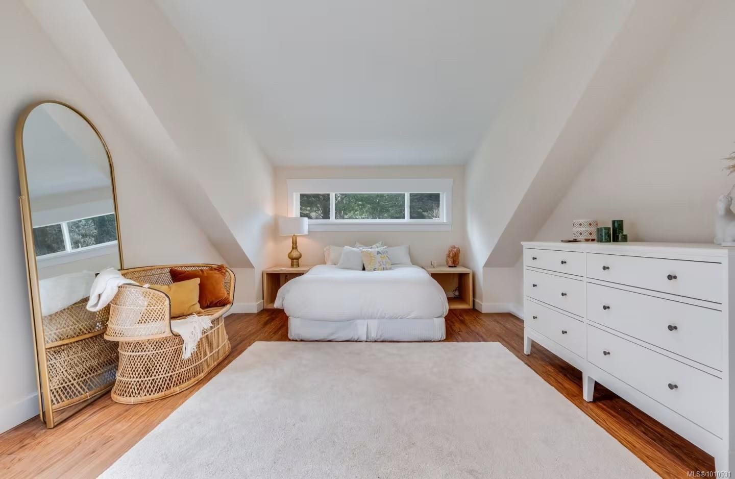 1502 Fulford-Ganges Rd, Salt Spring, BC