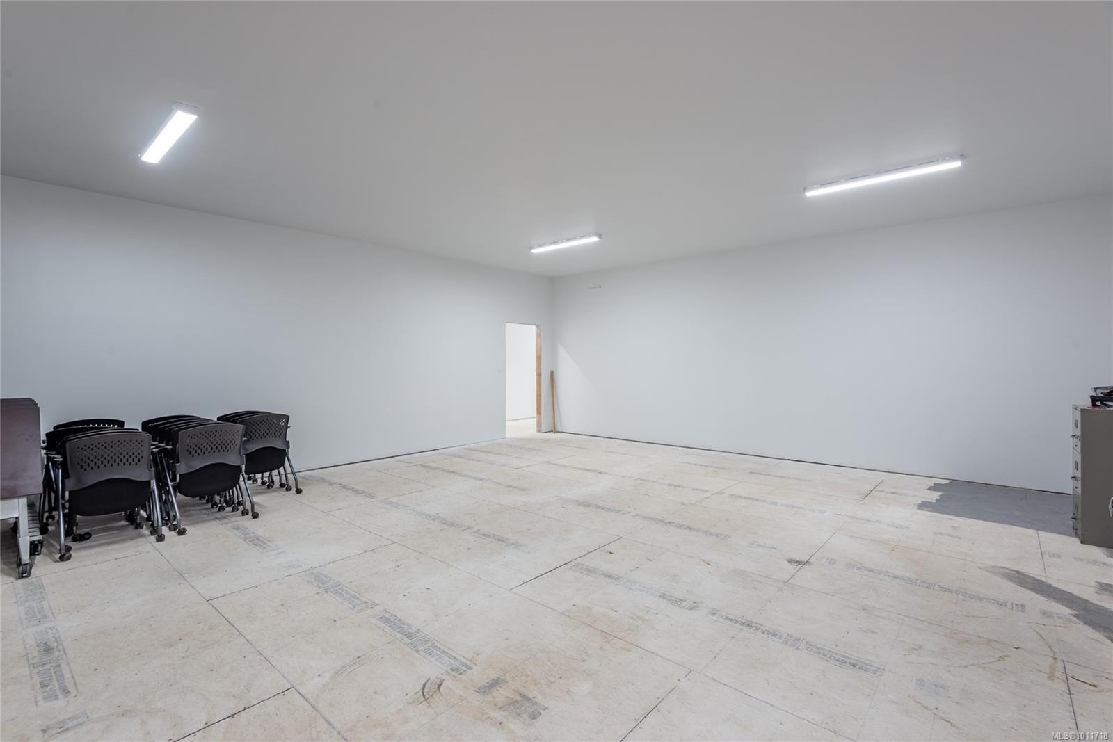 8598 Island Hwy North, Black Creek, BC