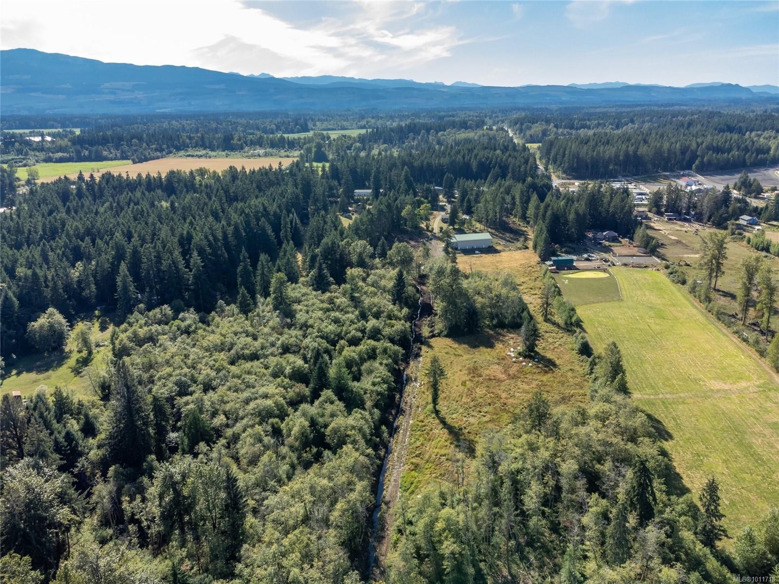 8598 Island Hwy North, Black Creek, BC