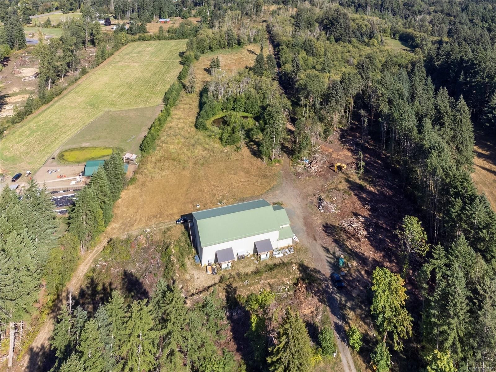 8598 Island Hwy North, Black Creek, BC