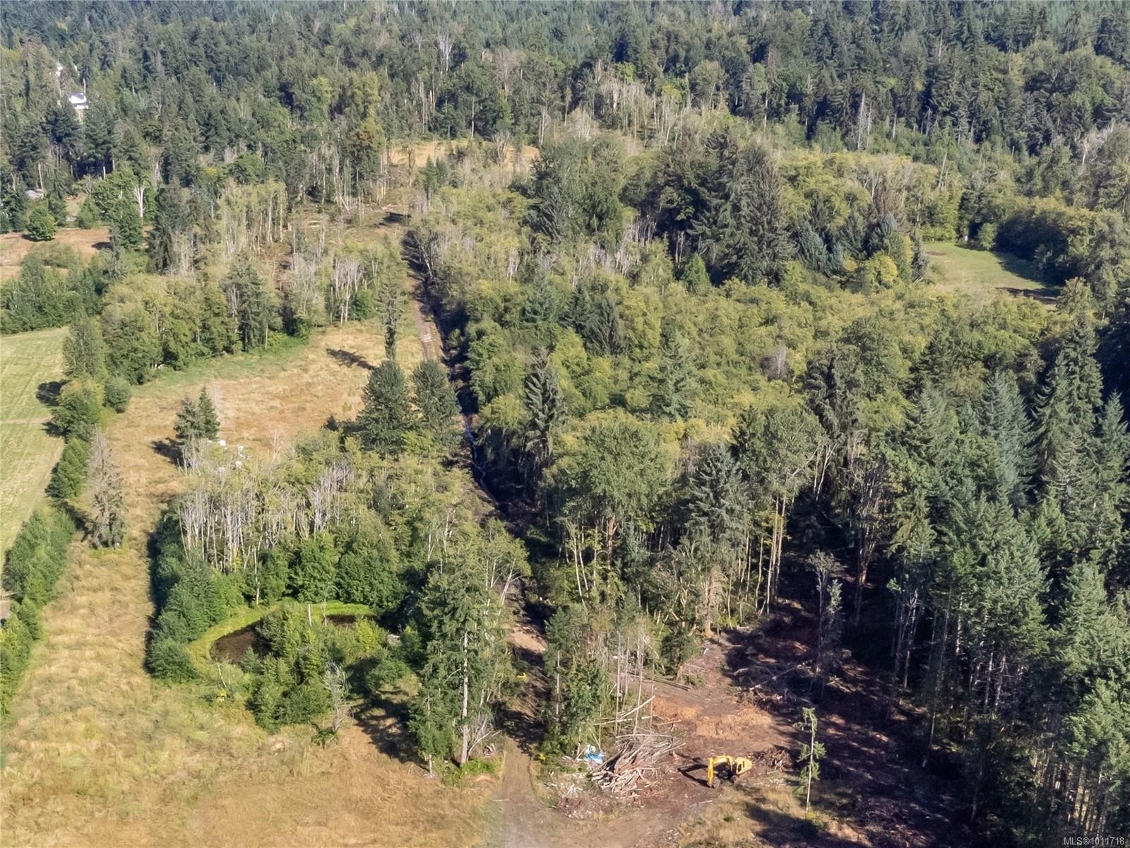 8598 Island Hwy North, Black Creek, BC