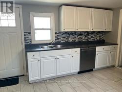 74 - Kitchen with dishwasher -