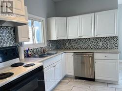 78 - Kitchen (3 appliances) -