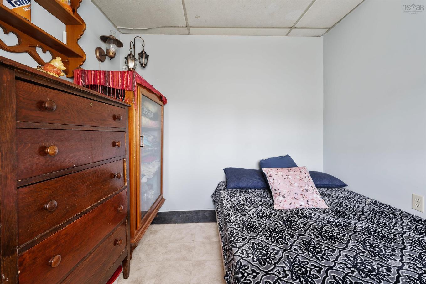 7 & 23 Lynn Road, East Mapleton, NS