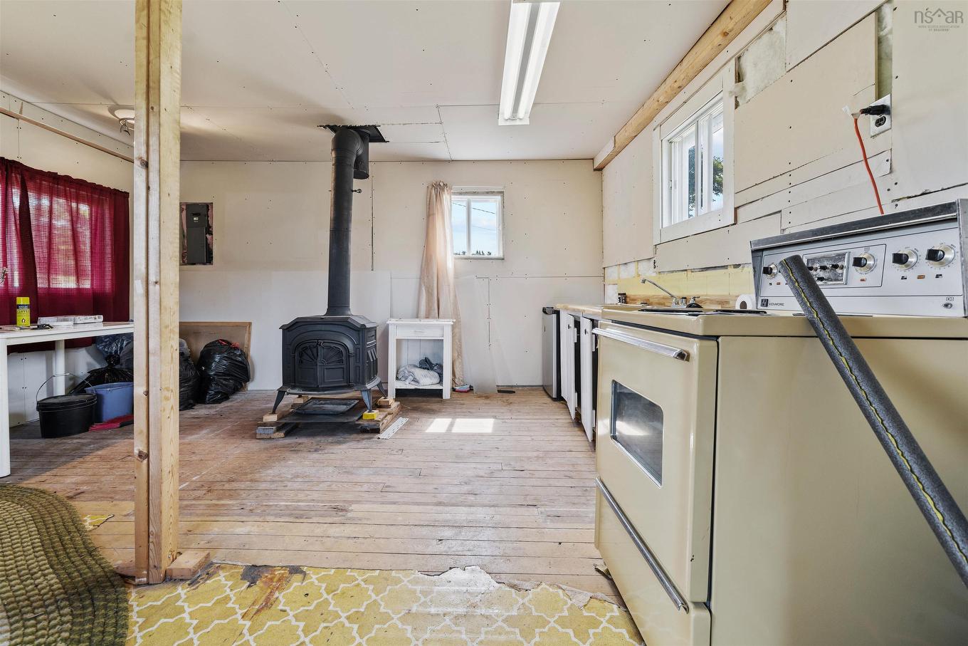 7 & 23 Lynn Road, East Mapleton, NS