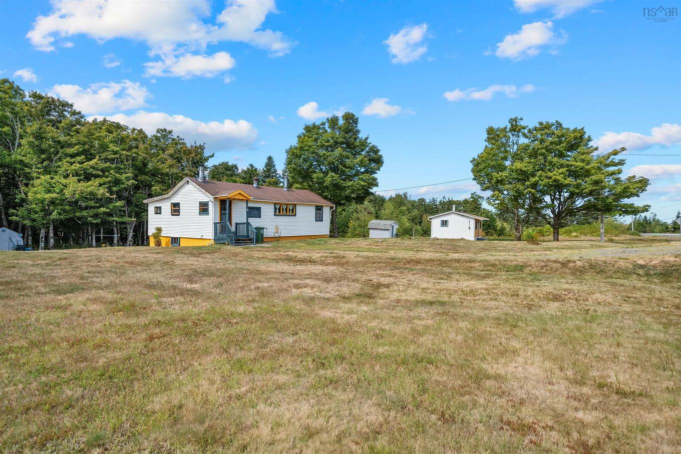 7 & 23 Lynn Road, East Mapleton, NS